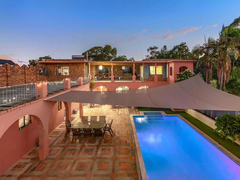 14 Ashley Road, Chermside West QLD 4032