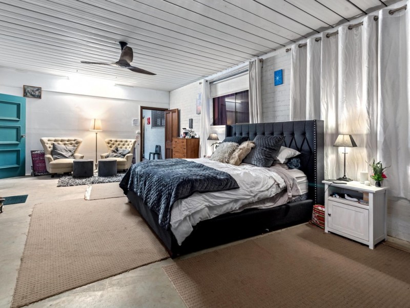 14 Ashley Road, Chermside West QLD 4032