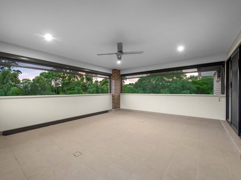 12 Dana Street, Cashmere QLD 4500