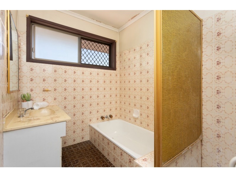 1 Dalwood Street, Carseldine QLD 4034