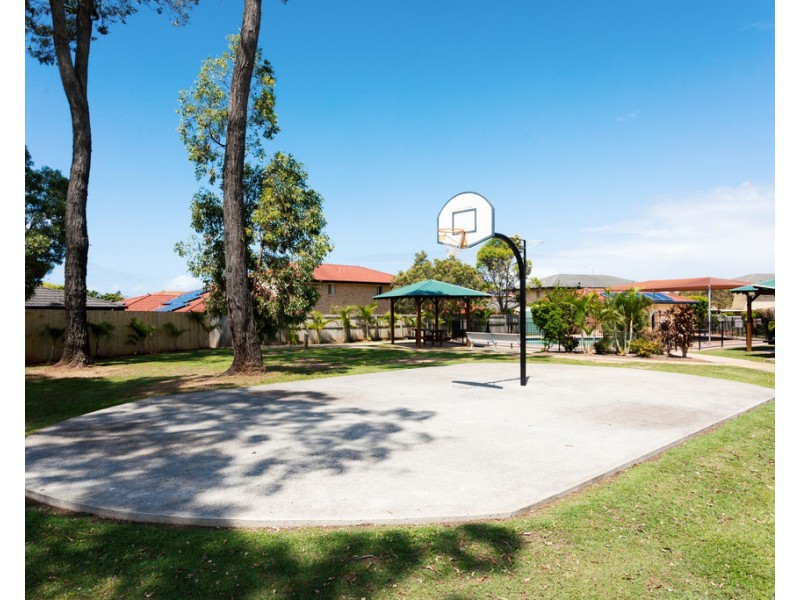 711/2 Nicol Way, Brendale QLD 4500