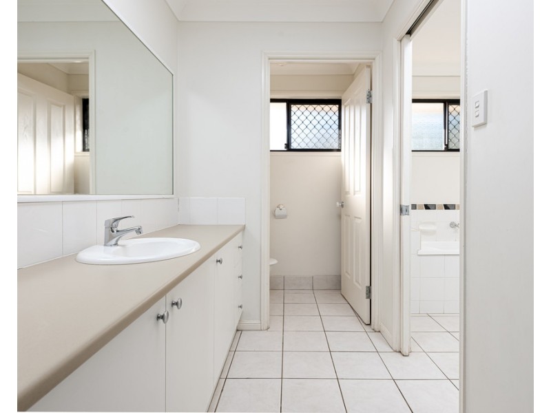 8 Kennerton Court, Morayfield QLD 4506