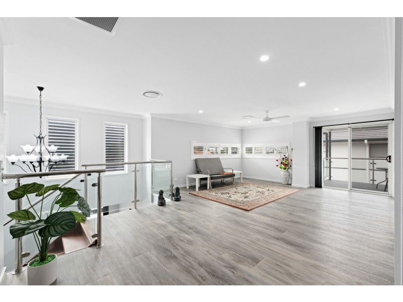 8 Palatial Court, Bridgeman Downs QLD 4035