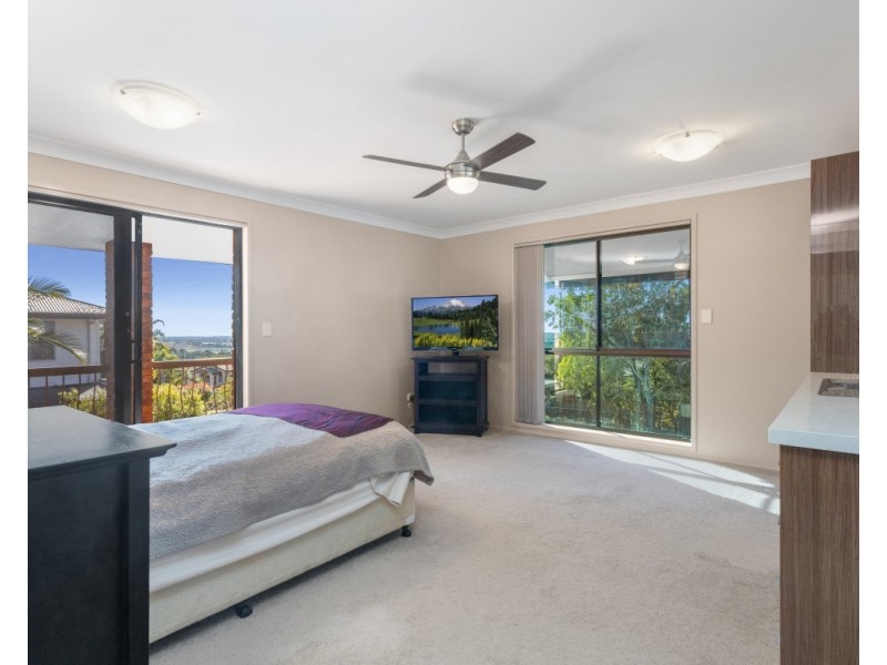 37 Minerva Court, Eatons Hill QLD 4037