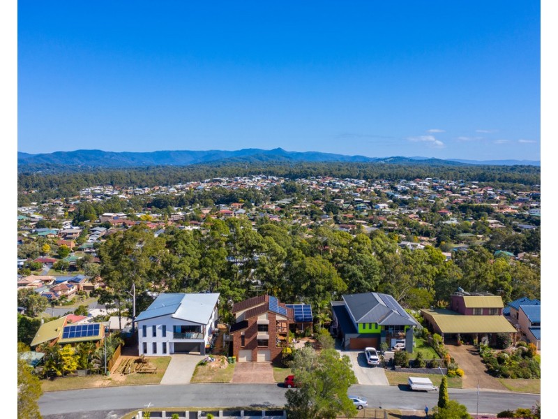 37 Minerva Court, Eatons Hill QLD 4037