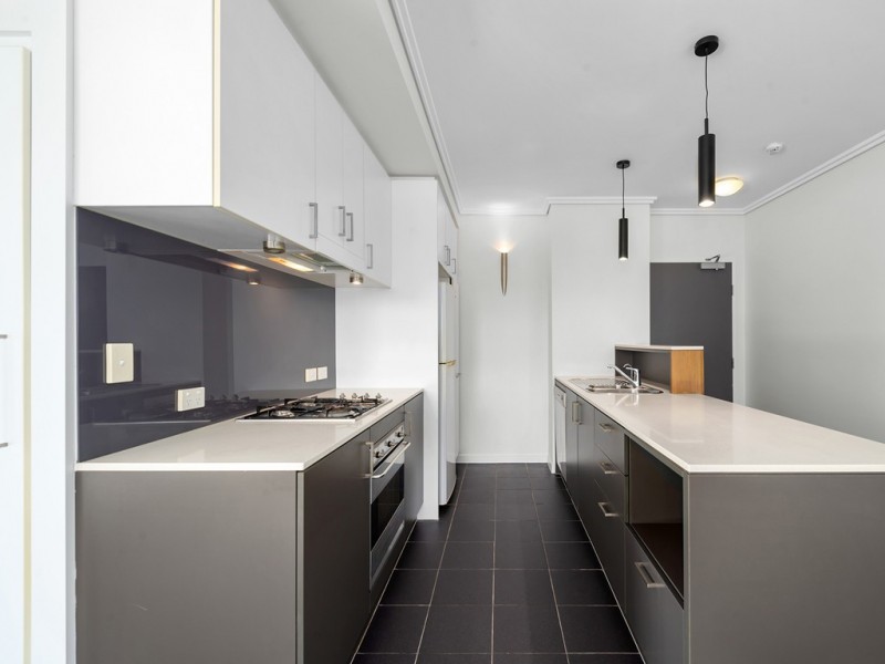 892/43 Hercules Street, Hamilton QLD 4007