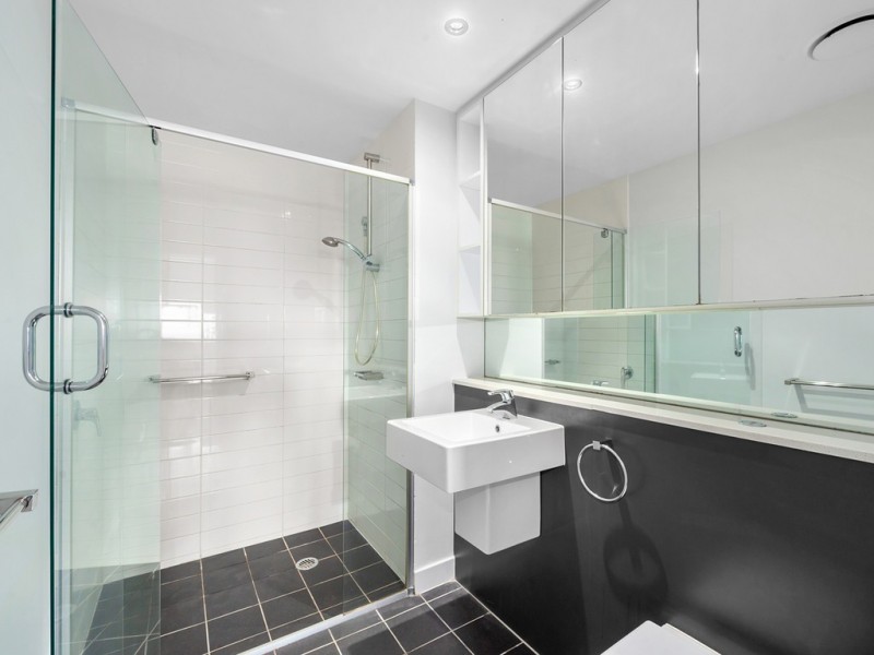 892/43 Hercules Street, Hamilton QLD 4007