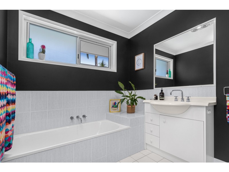 56 Northholm Crescent, Boondall QLD 4034