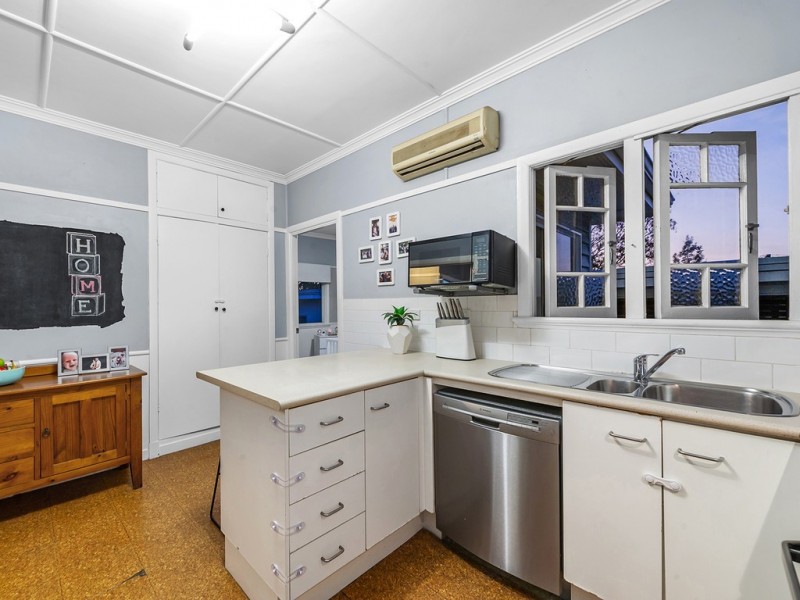 36 Day Road, Northgate QLD 4013