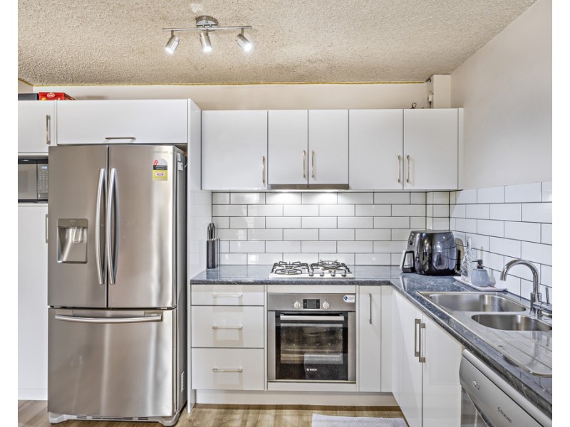 2/24 Stopford Street, Wooloowin QLD 4030