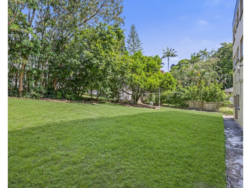 2/24 Stopford Street, Wooloowin QLD 4030