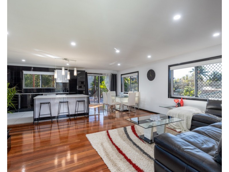 40 Windemere Road, Albany Creek QLD 4035