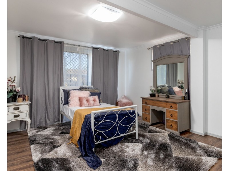 40 Windemere Road, Albany Creek QLD 4035