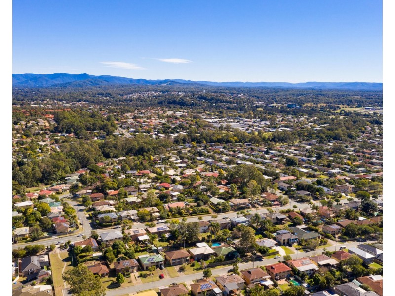 40 Windemere Road, Albany Creek QLD 4035