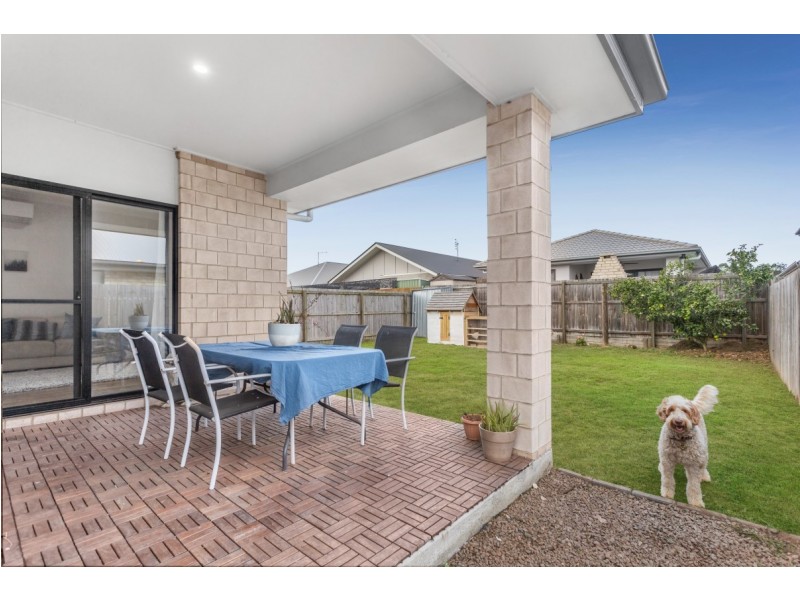 8 Sideling Street, Narangba QLD 4504
