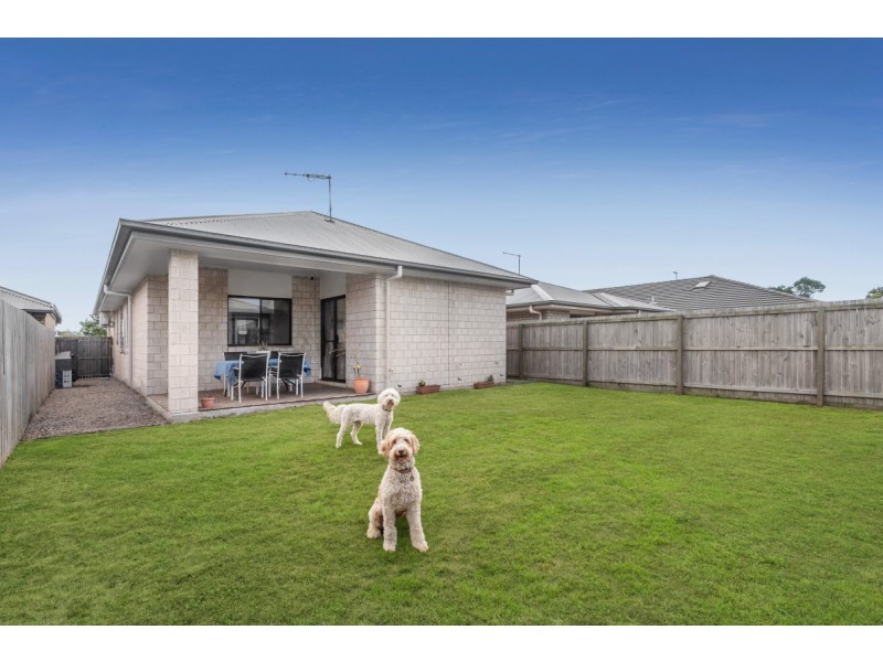 8 Sideling Street, Narangba QLD 4504