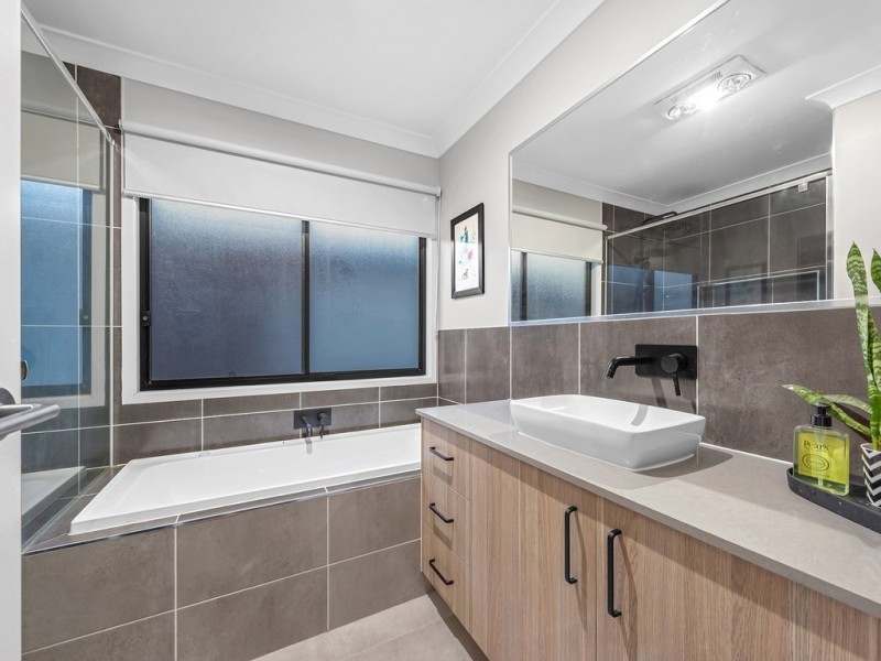 42 Gaynor Road, Banyo QLD 4014