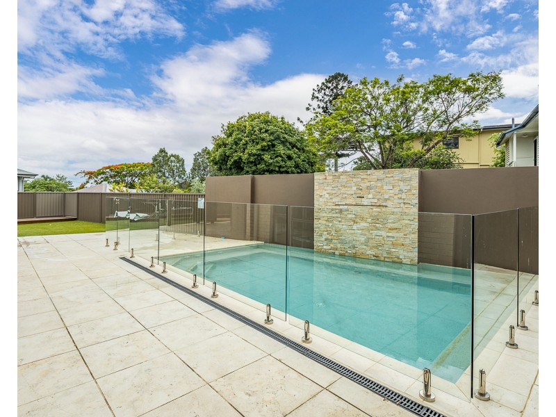 53 Minore Street, Chermside QLD 4032