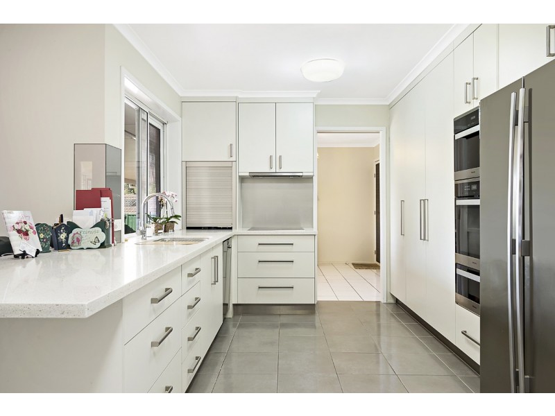 61 Drummond Street, Sinnamon Park QLD 4073