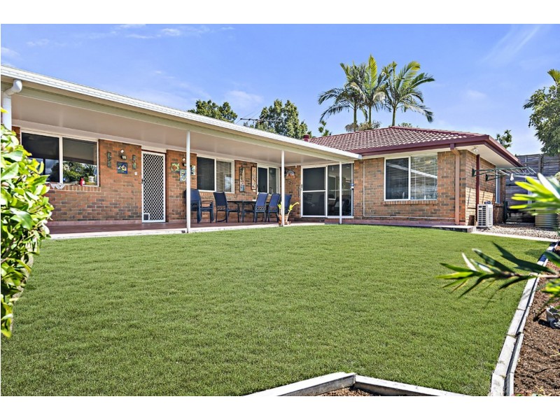 61 Drummond Street, Sinnamon Park QLD 4073