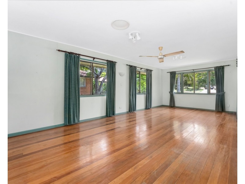 82 Pie Street, Aspley QLD 4034