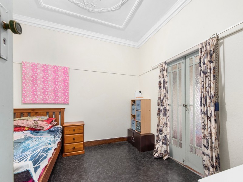 18 Highland Street, Gordon Park QLD 4031