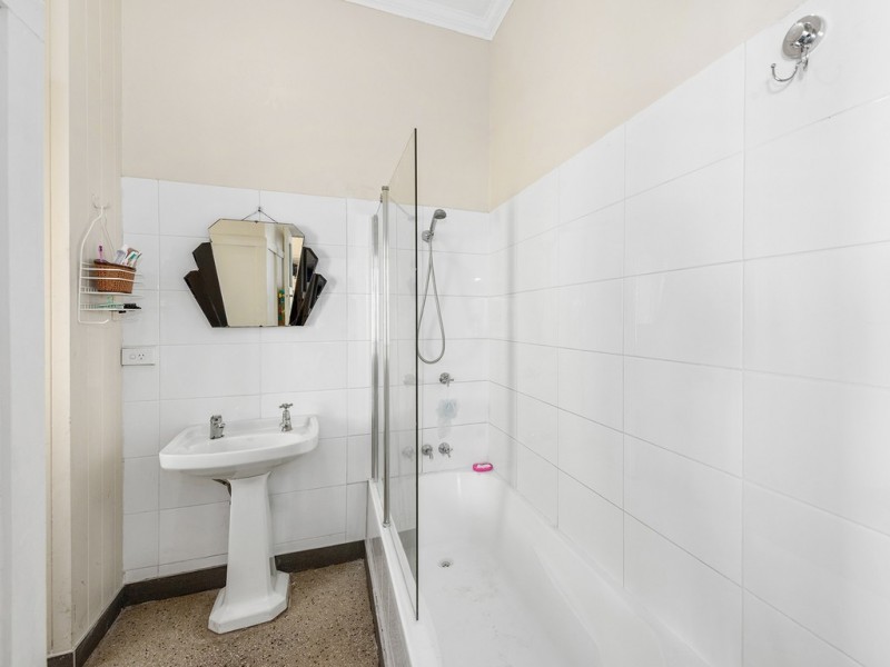 18 Highland Street, Gordon Park QLD 4031