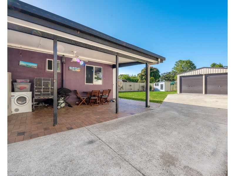 11 Lalroy Street, Beachmere QLD 4510