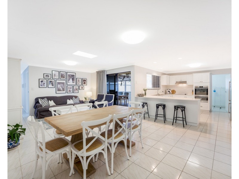 30 Farnell Street, Chermside QLD 4032