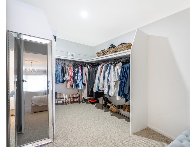 30 Farnell Street, Chermside QLD 4032