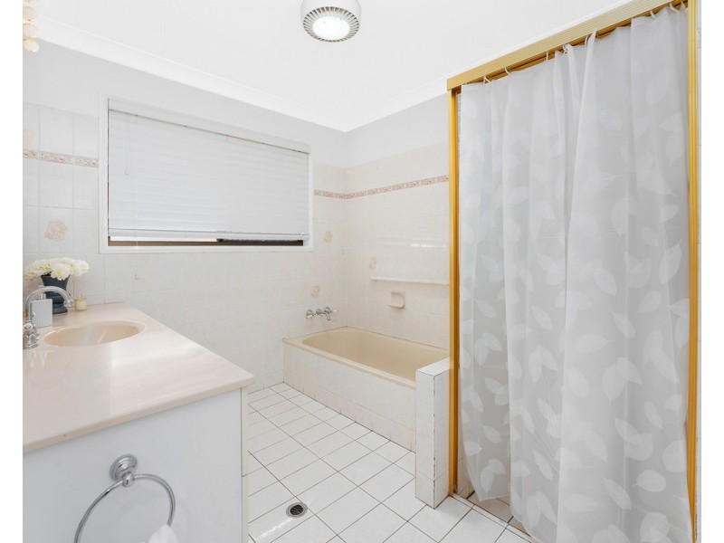 30 Farnell Street, Chermside QLD 4032