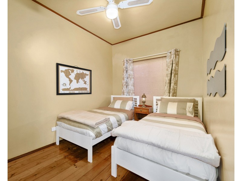 22 Oates Parade, Northgate QLD 4013