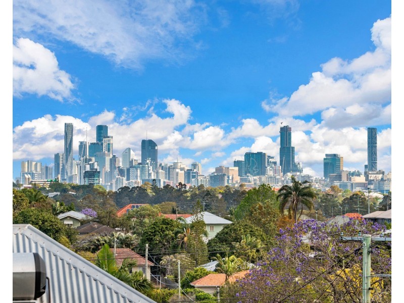 138 Rode Road, Wavell Heights QLD 4012