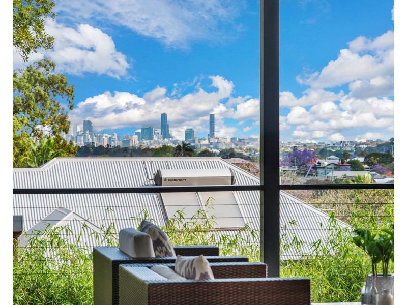 138 Rode Road, Wavell Heights QLD 4012