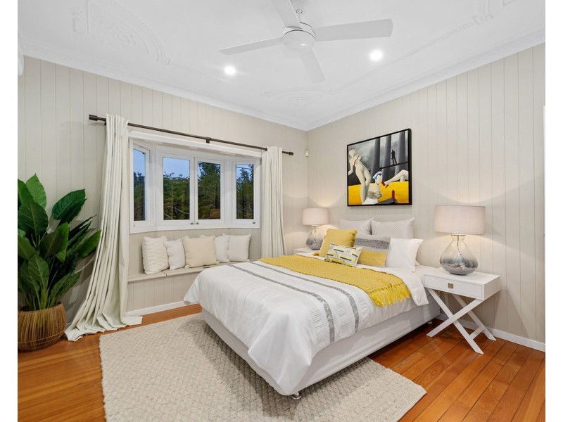 138 Rode Road, Wavell Heights QLD 4012