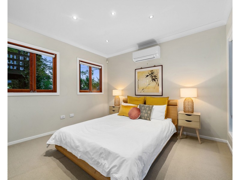 138 Rode Road, Wavell Heights QLD 4012