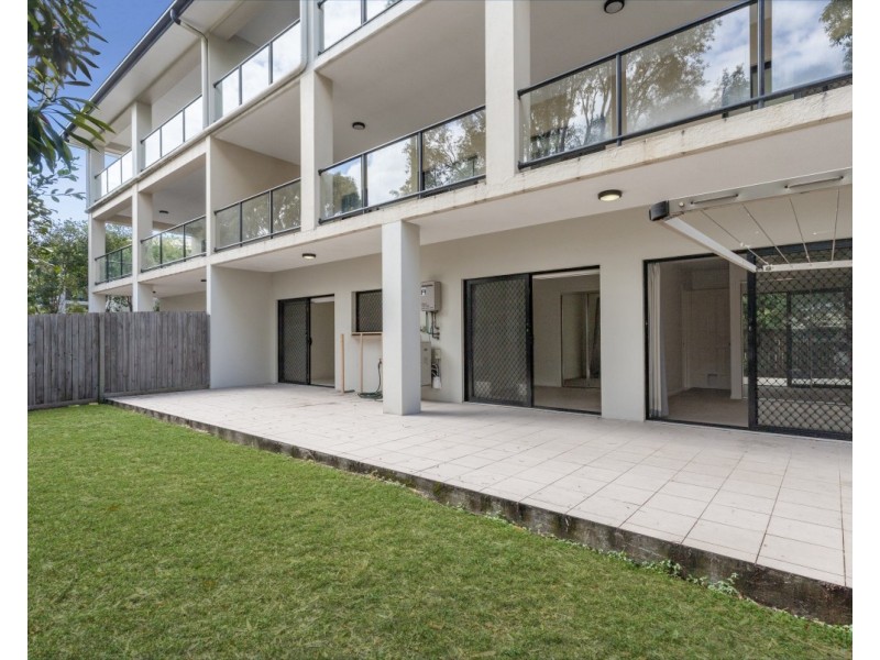 2/12 Seeney Street, Zillmere QLD 4034