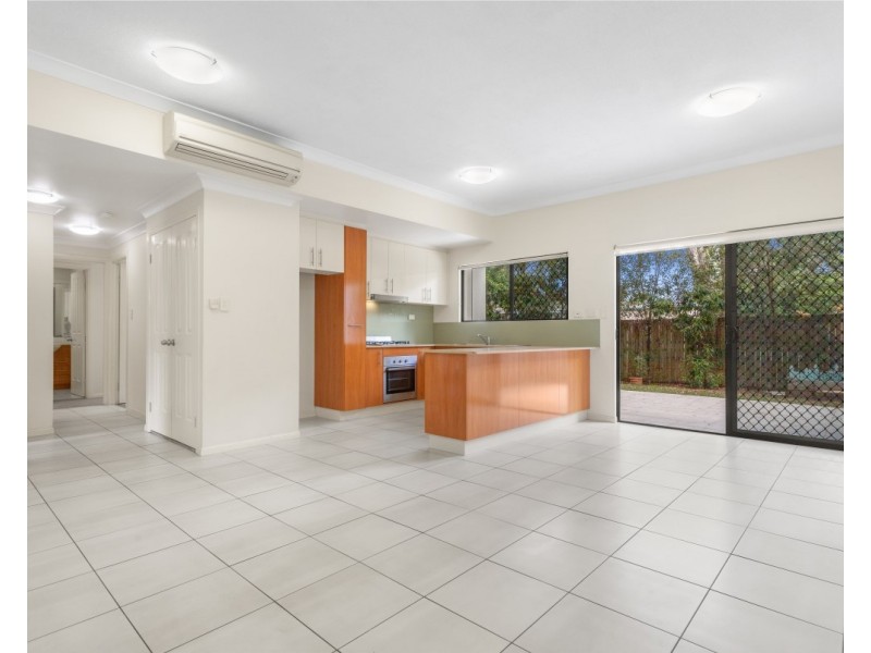 2/12 Seeney Street, Zillmere QLD 4034
