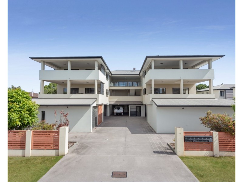 2/12 Seeney Street, Zillmere QLD 4034