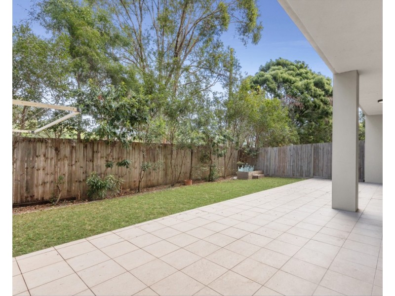 2/12 Seeney Street, Zillmere QLD 4034