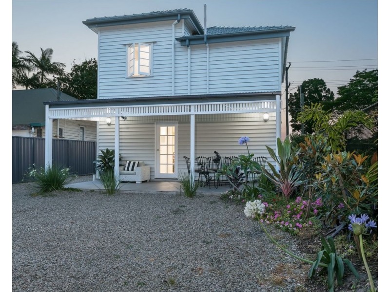 482 Oxley Avenue, Redcliffe QLD 4020