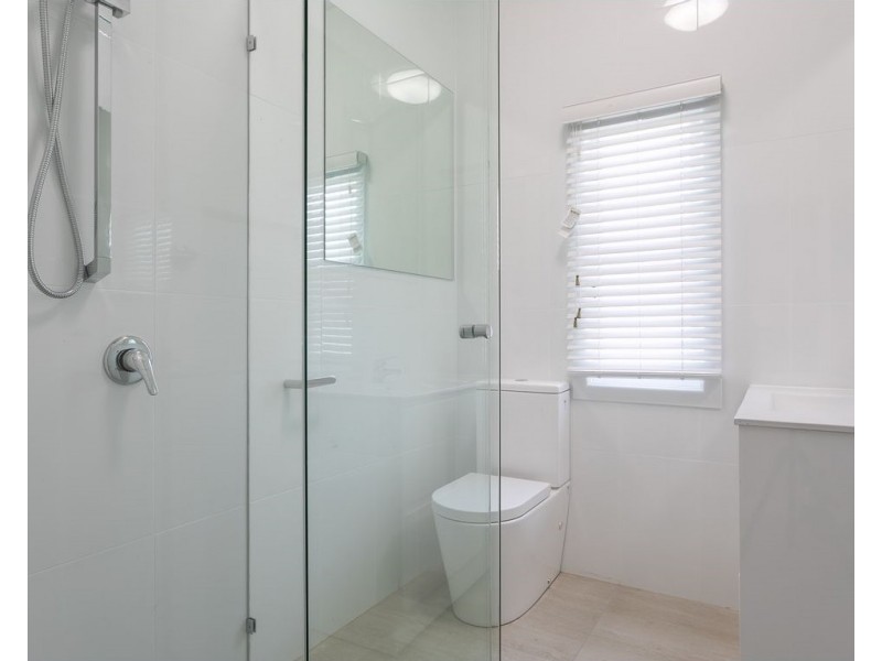 482 Oxley Avenue, Redcliffe QLD 4020
