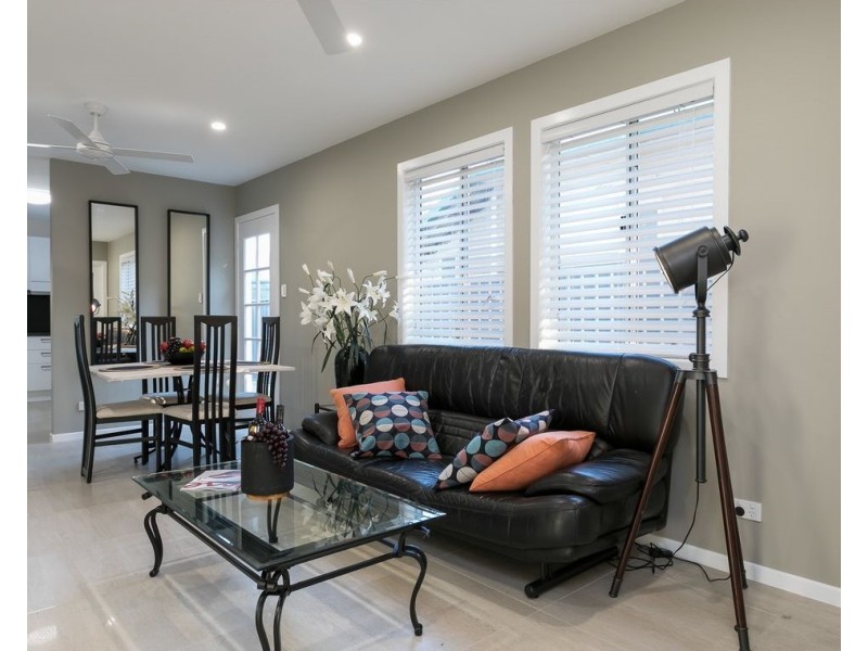 482 Oxley Avenue, Redcliffe QLD 4020