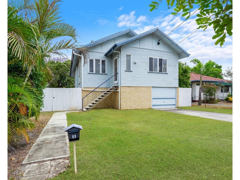 11 Mann Avenue, Northgate QLD 4013