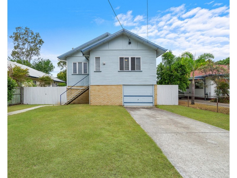 11 Mann Avenue, Northgate QLD 4013