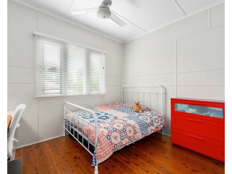 11 Mann Avenue, Northgate QLD 4013