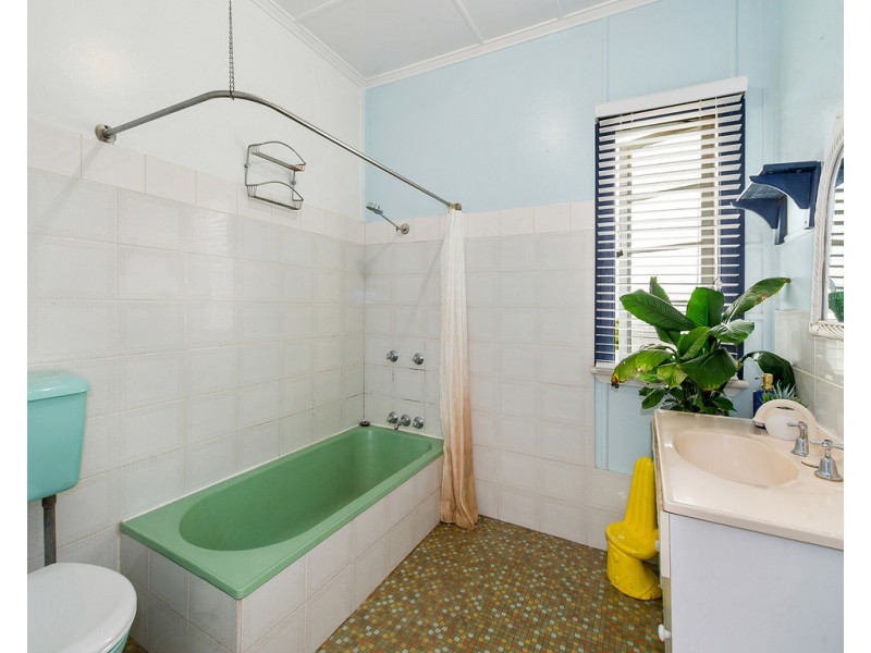 11 Mann Avenue, Northgate QLD 4013