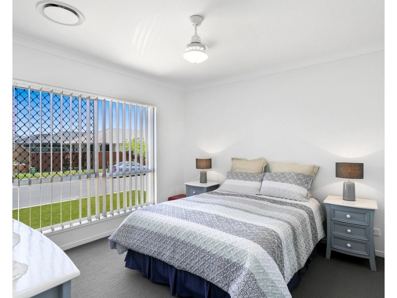 1/1 Lindeman Street, Burpengary QLD 4505