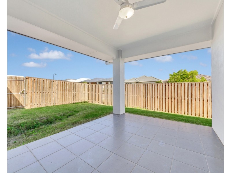 1/1 Lindeman Street, Burpengary QLD 4505