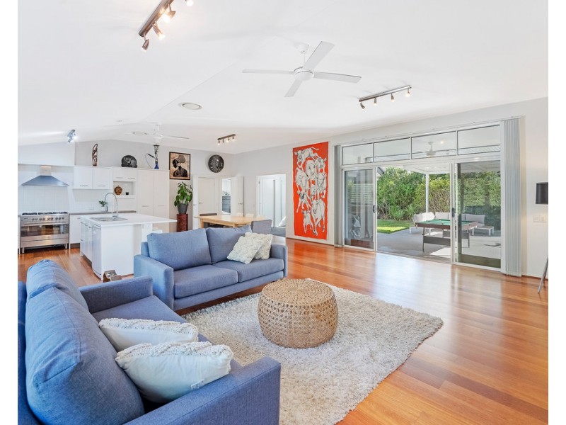 2 Wellington Road, Murrumba Downs QLD 4503